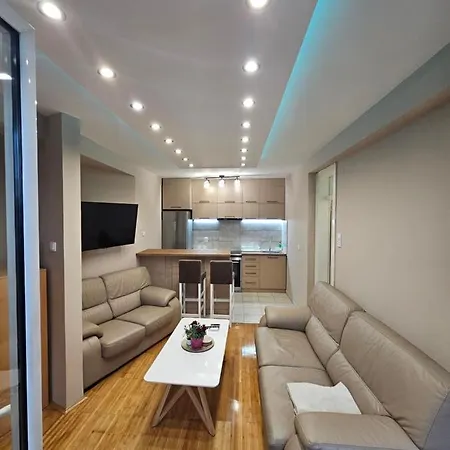 Centar Lux Apartman Novi Sad Exterior photo