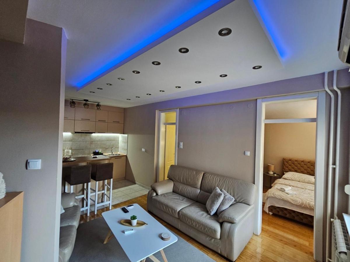 Centar Lux Apartment Novi Sad